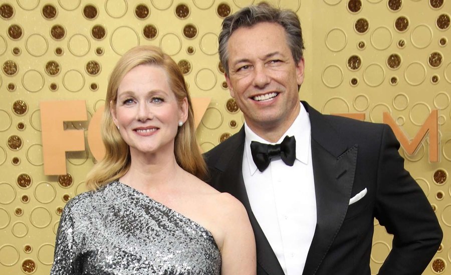laura linney husband