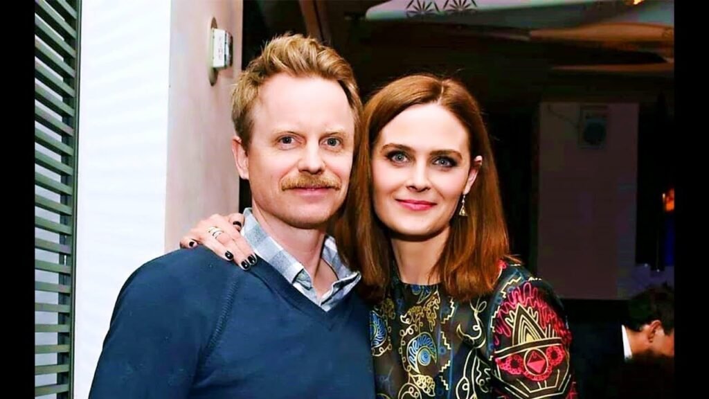 emily deschanel husband