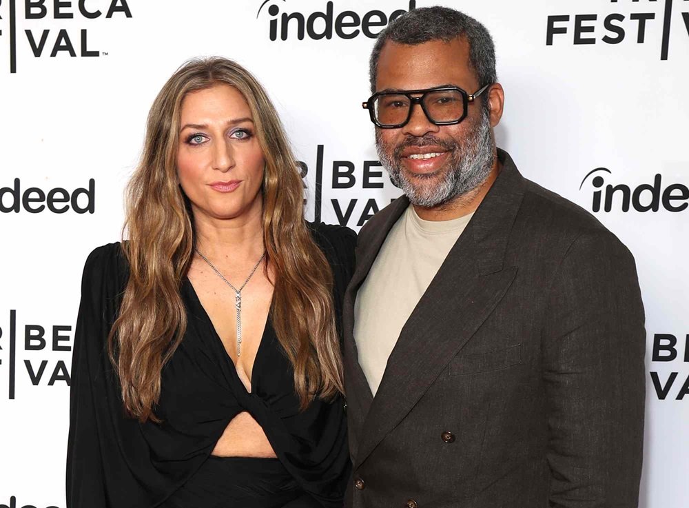 chelsea peretti husband